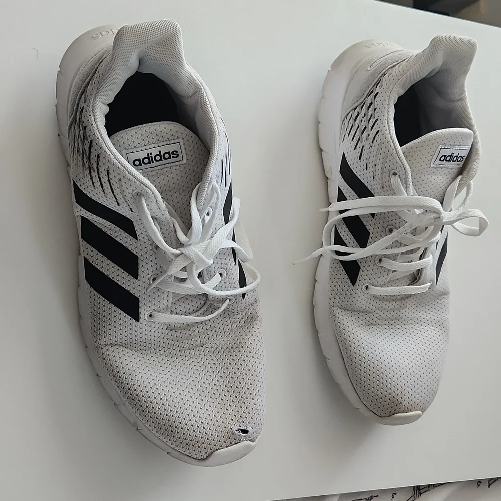 Size 10 Adidas black and white Running Casual Athleisure shoes